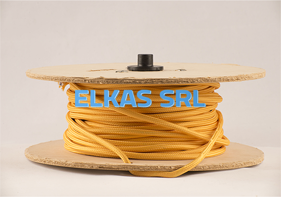 Nossos cabos são certificados. Eles também têm um processo de colagem que os impede de serem desintegrados em sua armadura